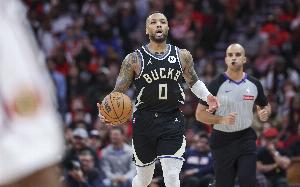 场均24.9分4.7板7.1助！利拉德出战58场比赛 再缺5场将无缘评奖