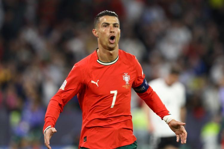 华体会hth体育-停不下来！40岁C罗打进个人国家队第139球，也是生涯第941球